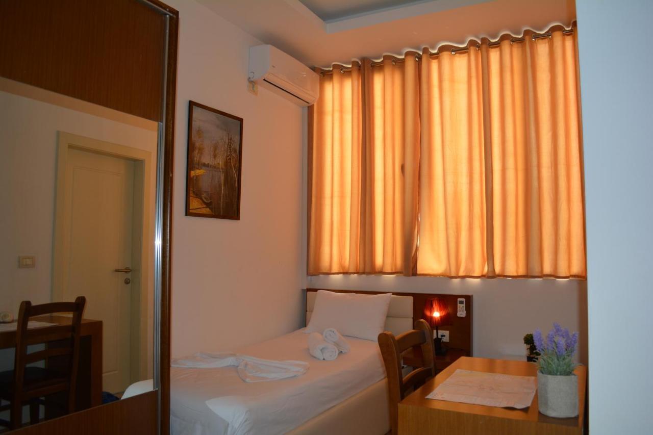 Hotel Bobi 3*